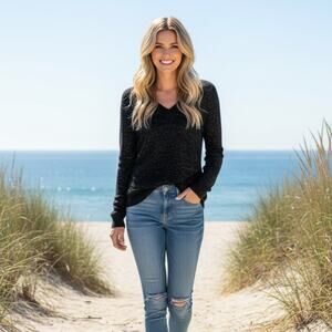 27 Miles Malibu V-neck Black Metallic Thread Knit Pullover Medium